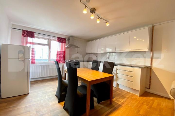 Superbly located Kennington Lane, Kennington